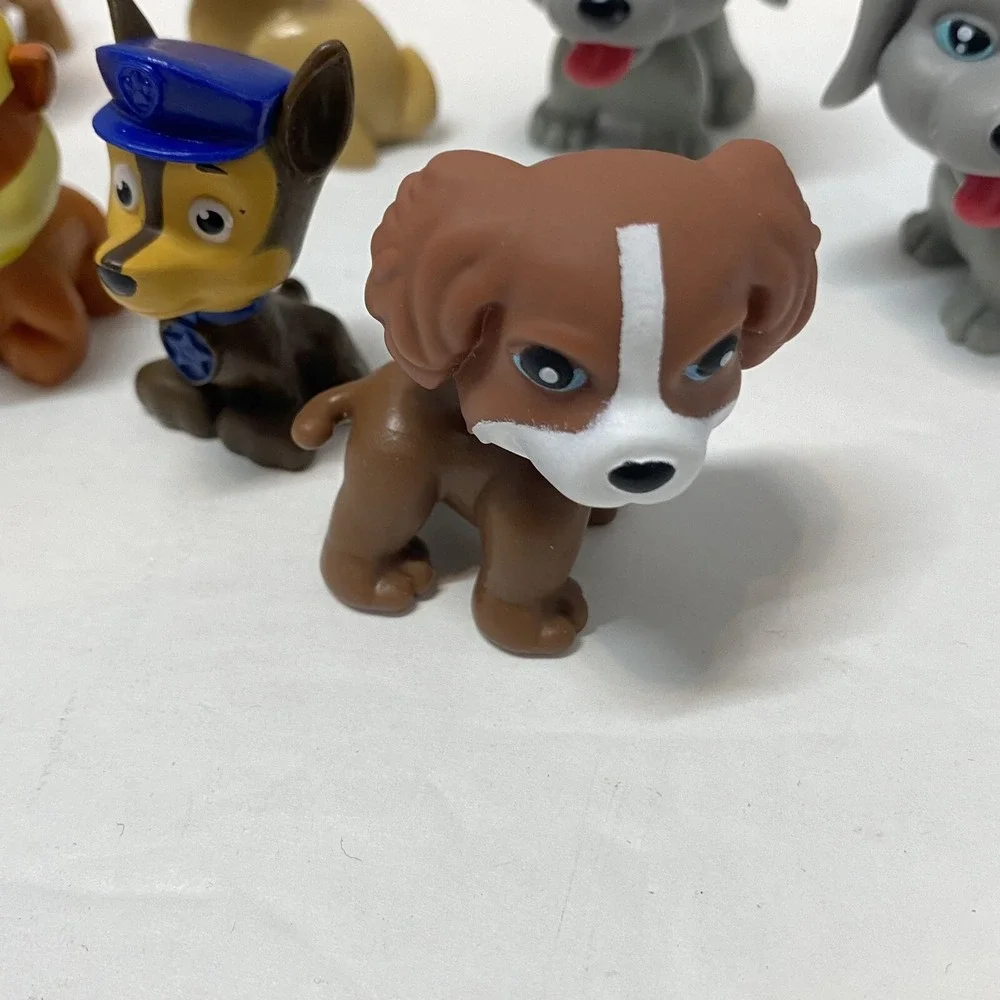 Paw Patrol Dog Toys Small Figures PLUS Other Doggies On‎ The Go Travel Fun HG2